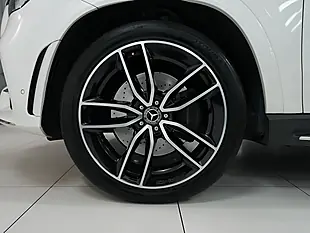 Used 2021 Mercedes-Benz Gle AMG Line (premium Plus) Diamond White Bright - Interior and Exterior details 5