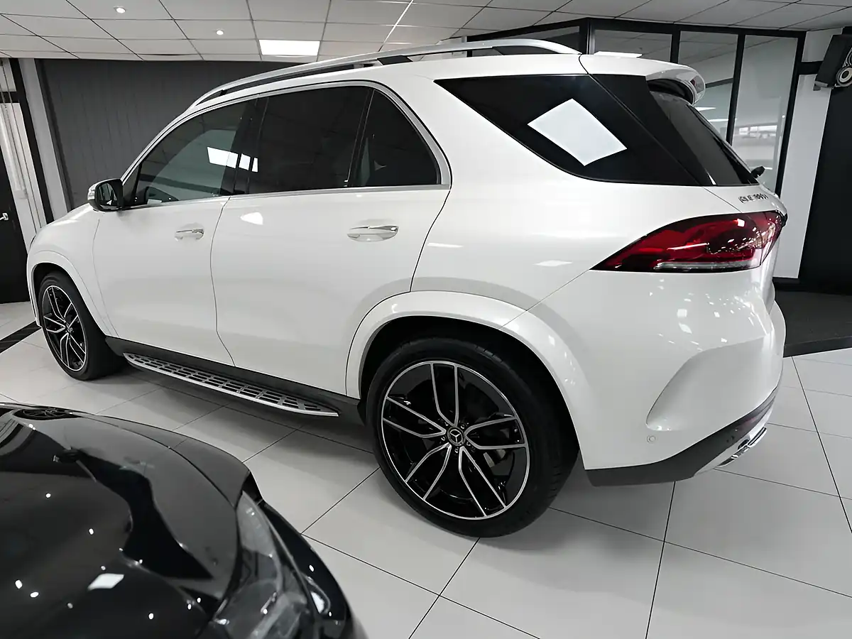 Used 2021 Mercedes-Benz Gle AMG Line (premium Plus) Diamond White Bright - Interior and Exterior details 6