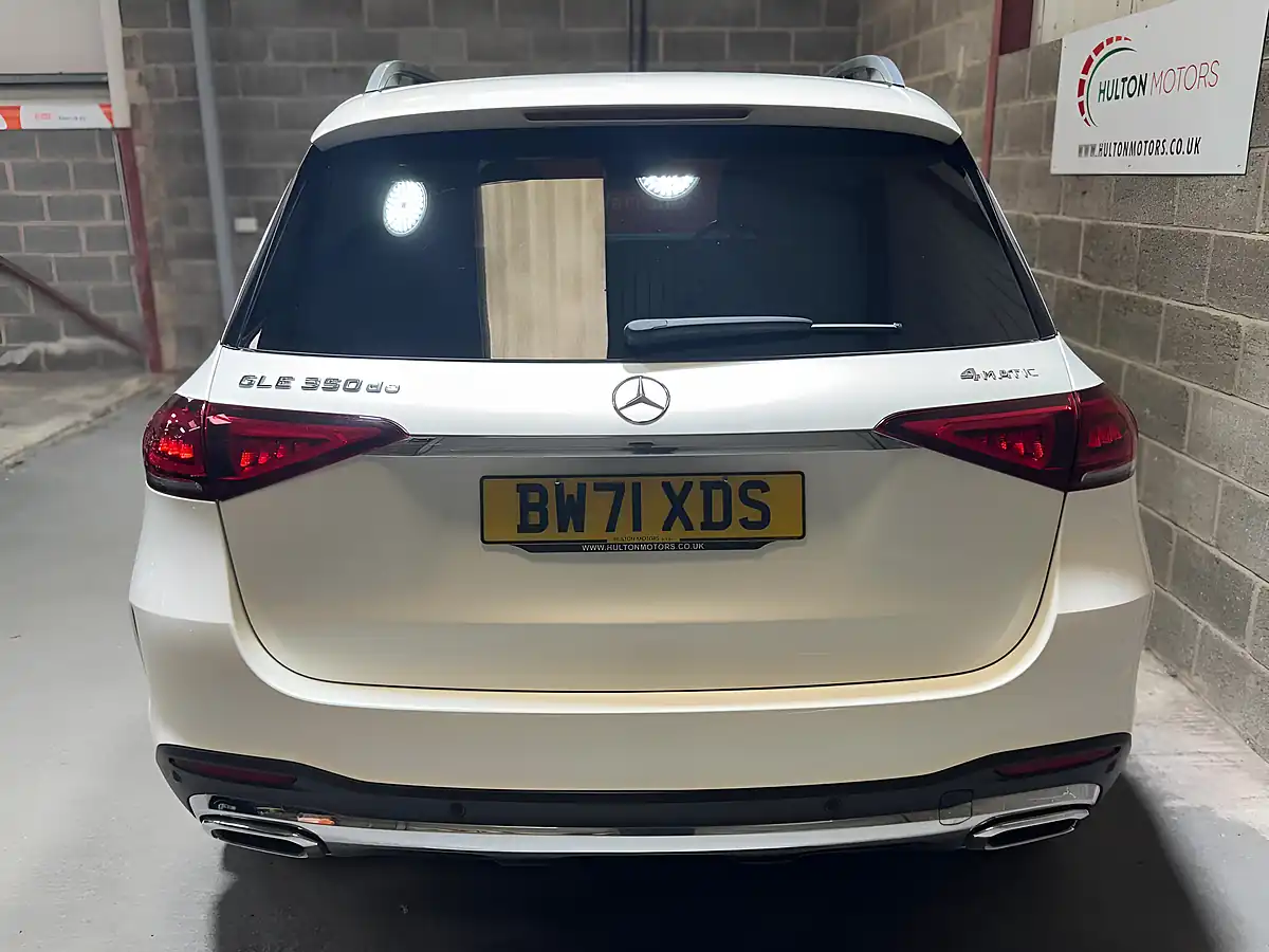 Used 2021 Mercedes-Benz Gle AMG Line (premium Plus) White - Interior and Exterior details 3
