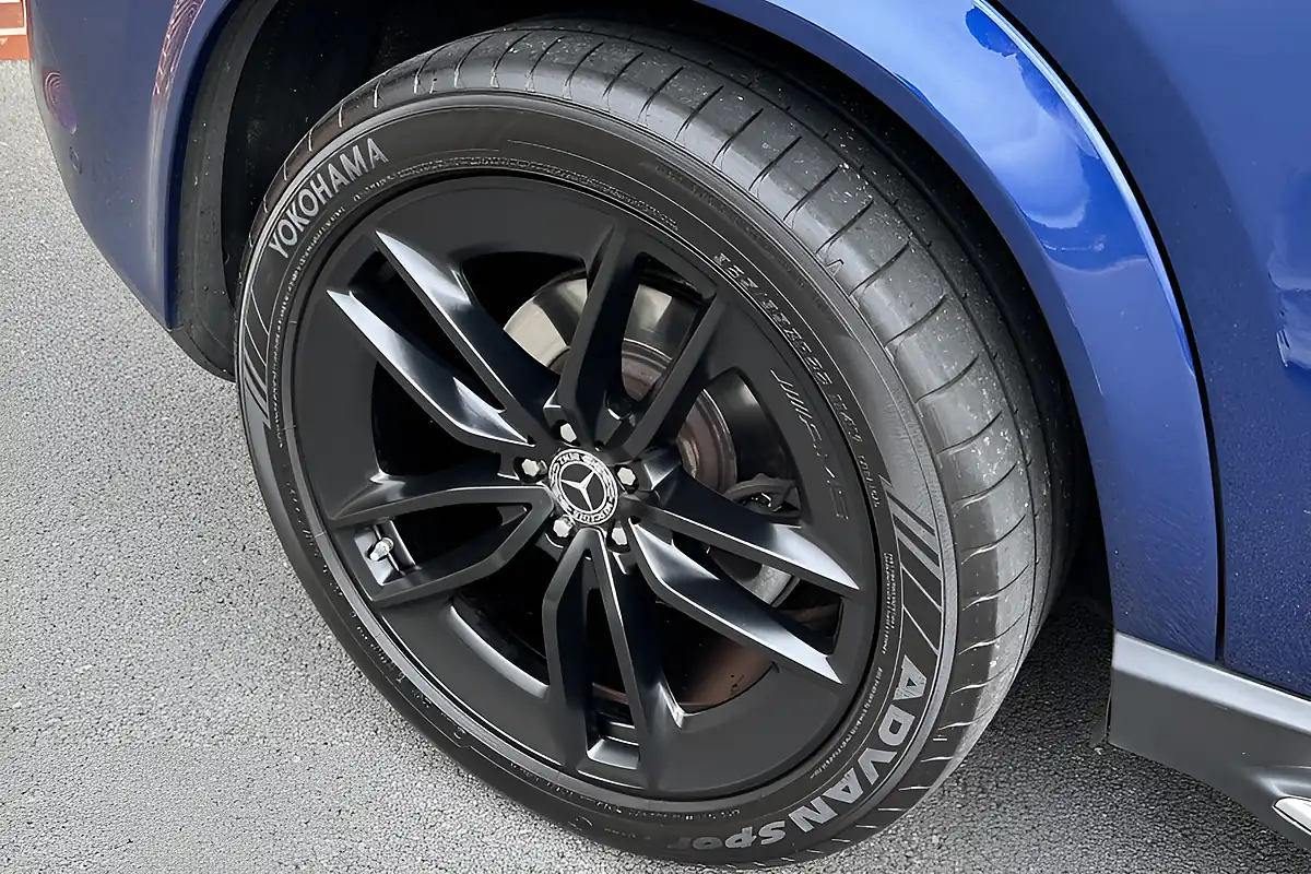 Used 2021 Mercedes-Benz Gle Class AMG Line Premium+ Blue - Interior and Exterior details 12