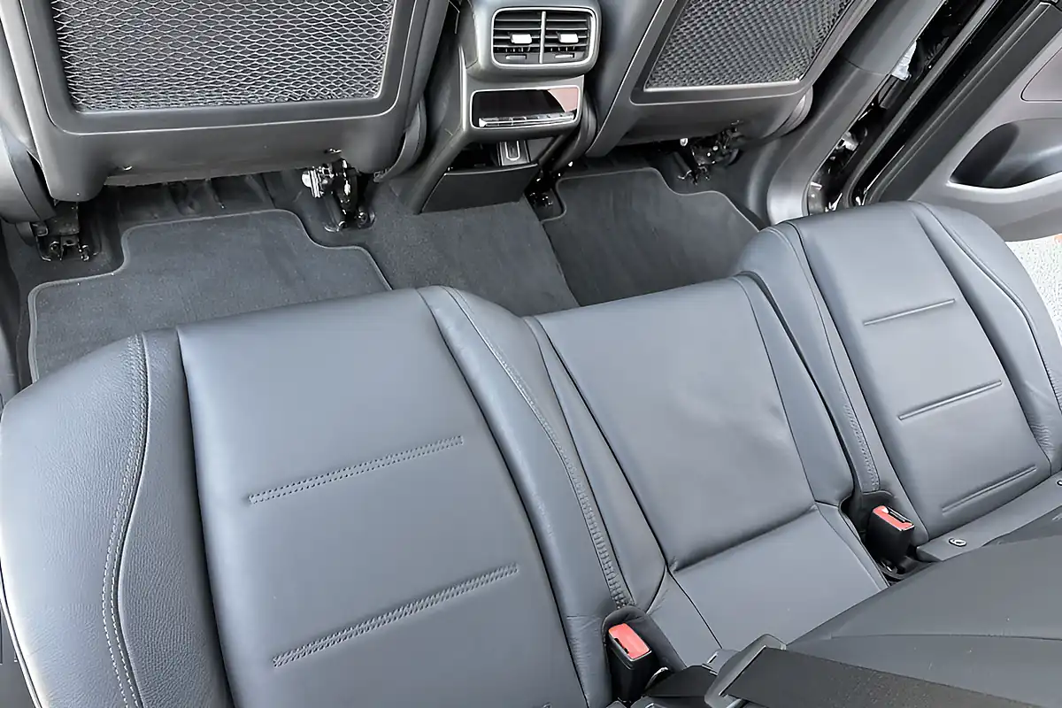 Used 2021 Mercedes-Benz Gle Class AMG Line Premium+ Blue - Interior and Exterior details 16