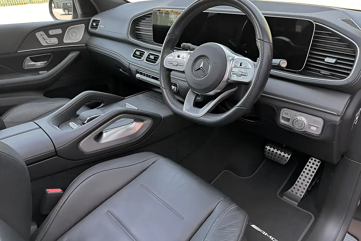 Used 2021 Mercedes-Benz Gle Class AMG Line Premium+ Blue - Interior and Exterior details 3