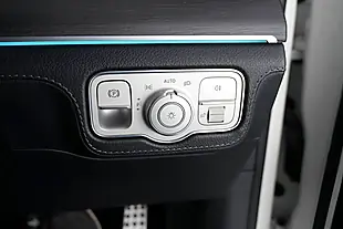 Used 2021 Mercedes-Benz Gle Premium Plus White - Interior and Exterior details 12