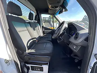 Used 2021 Mercedes-Benz Sprinter 14FT Dropside With Tail Lift White - Interior and Exterior details 10