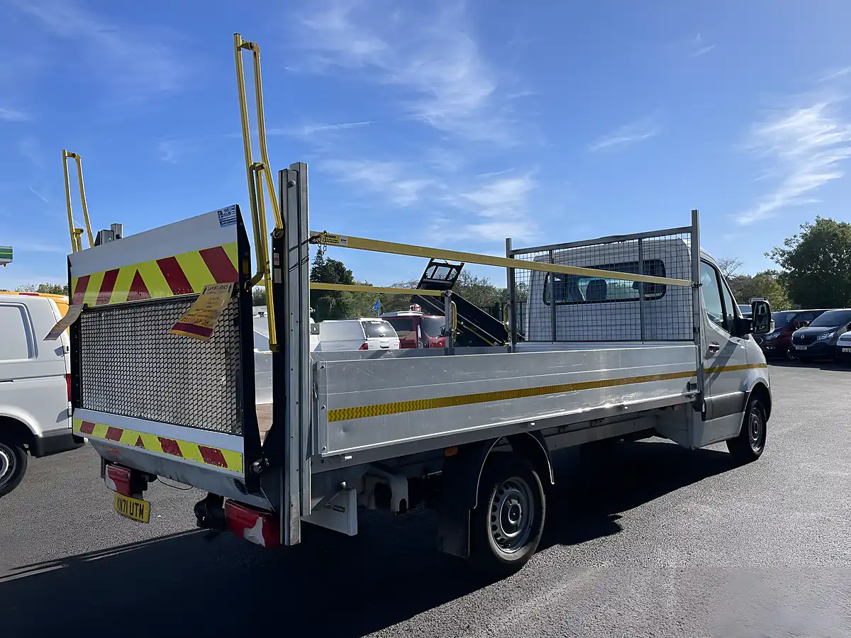 Used 2021 Mercedes-Benz Sprinter 14FT Dropside With Tail Lift White - Interior and Exterior details 5