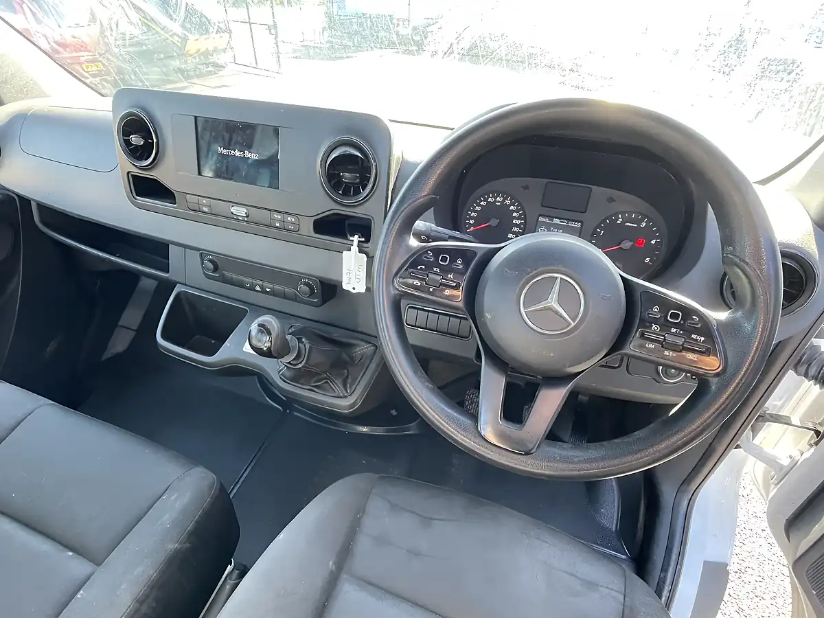 Used 2021 Mercedes-Benz Sprinter 14FT Dropside With Tail Lift White - Interior and Exterior details 8