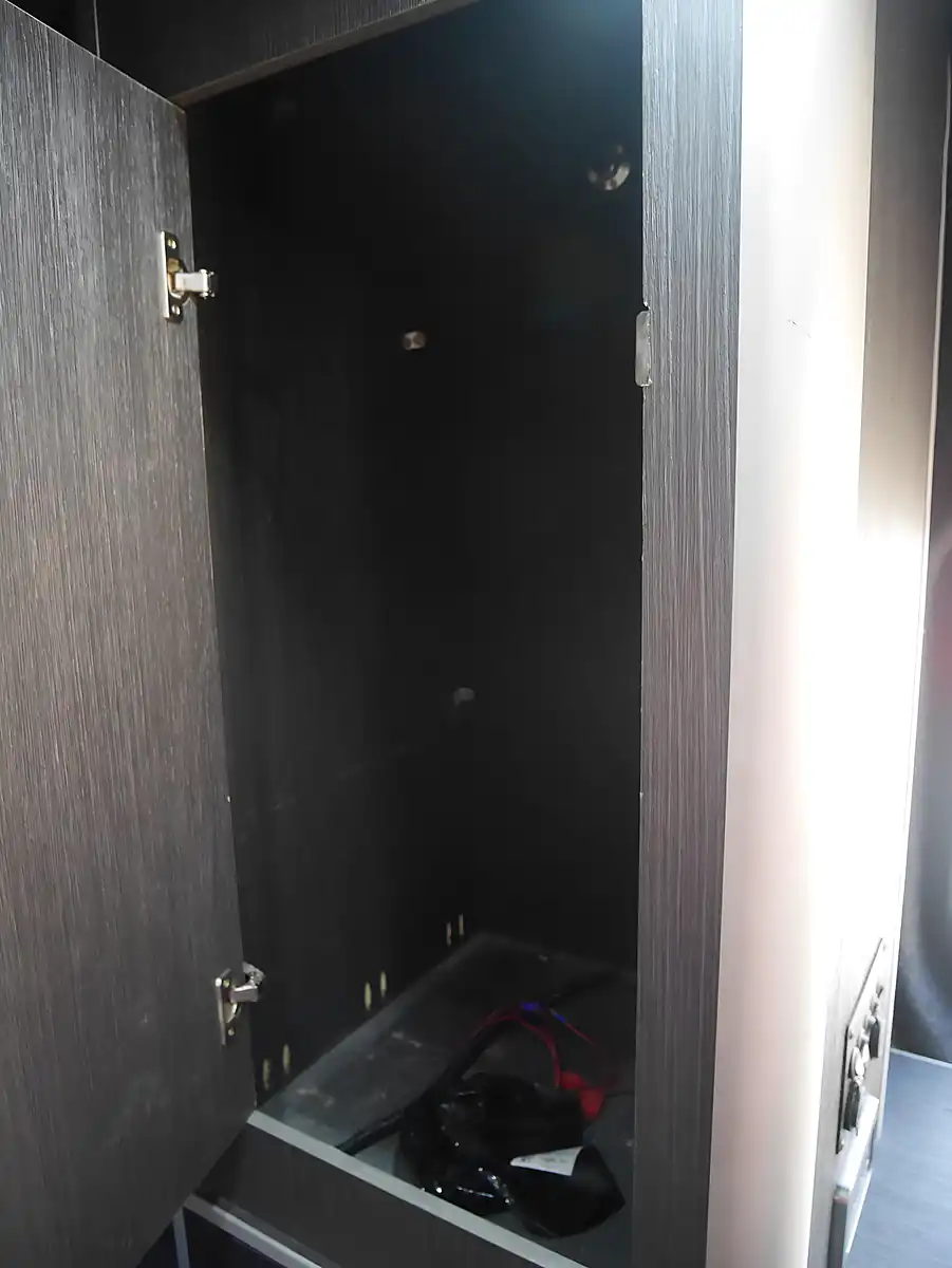 Used 2021 Mercedes-Benz Sprinter 2 Berth White - Interior and Exterior details 13
