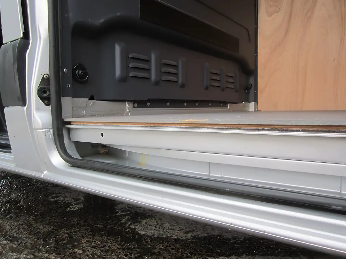 Used 2021 Mercedes-Benz Sprinter 314 Progressive Silver - Interior and Exterior details 13