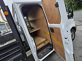 Used 2021 Mercedes-Benz Sprinter Crew Cab Tipper White - Interior and Exterior details 14