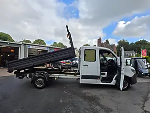 Used 2021 Mercedes-Benz Sprinter Crew Cab Tipper White - Interior and Exterior details 9