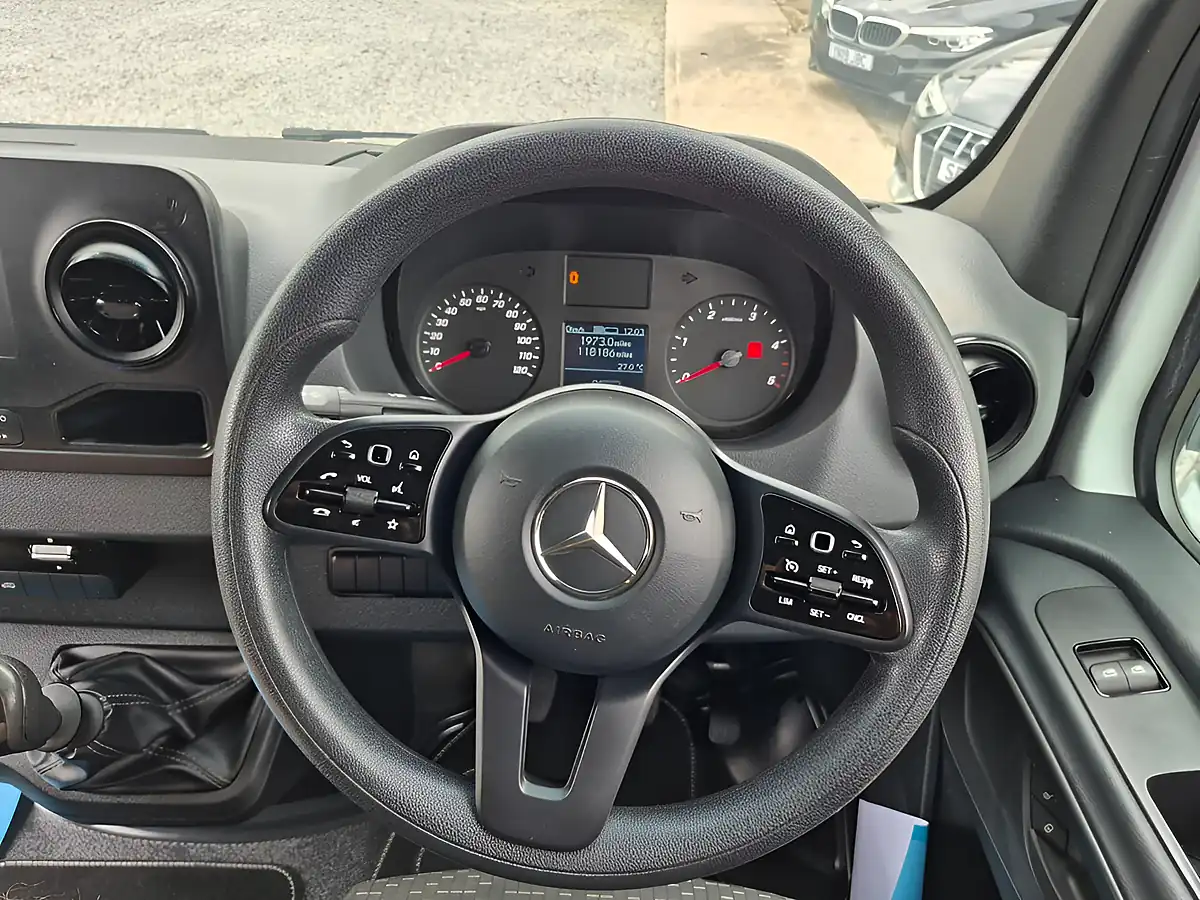 Used 2021 Mercedes-Benz Sprinter Premium White - Interior and Exterior details 14