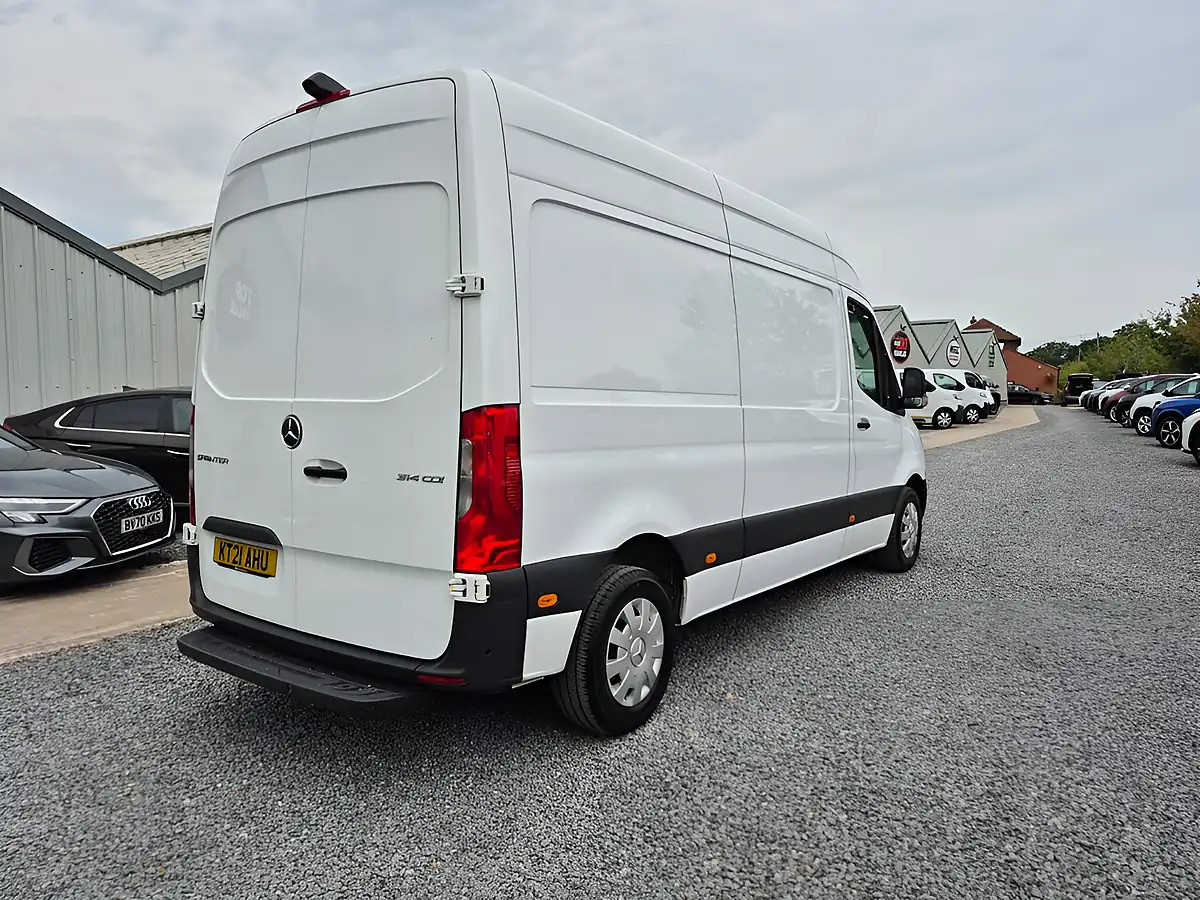 Used 2021 Mercedes-Benz Sprinter Premium White - Interior and Exterior details 5