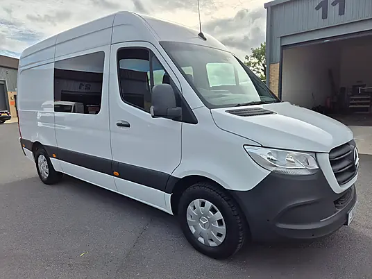 2021 Mercedes-Benz Sprinter 315 Premium Combi