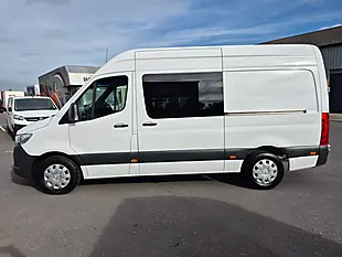 Used 2021 Mercedes-Benz Sprinter Premium White - Interior and Exterior details 15
