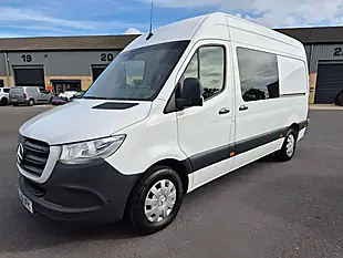 Used 2021 Mercedes-Benz Sprinter Premium White - Interior and Exterior details 19