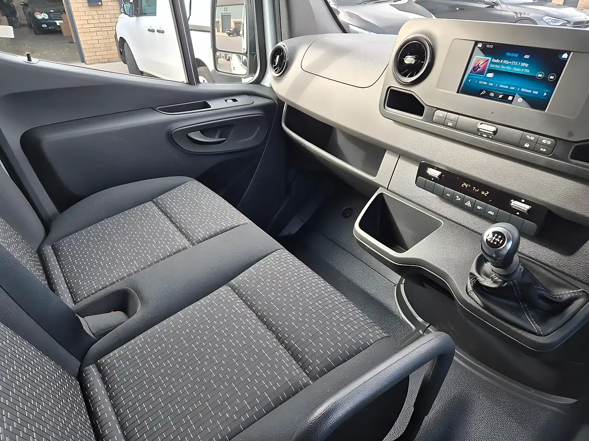 Used 2021 Mercedes-Benz Sprinter Premium White - Interior and Exterior details 6