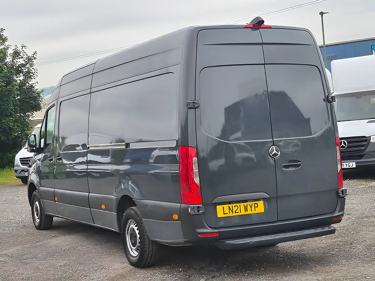 Used 2021 Mercedes-Benz Sprinter Progressive Grey - Interior and Exterior details 8