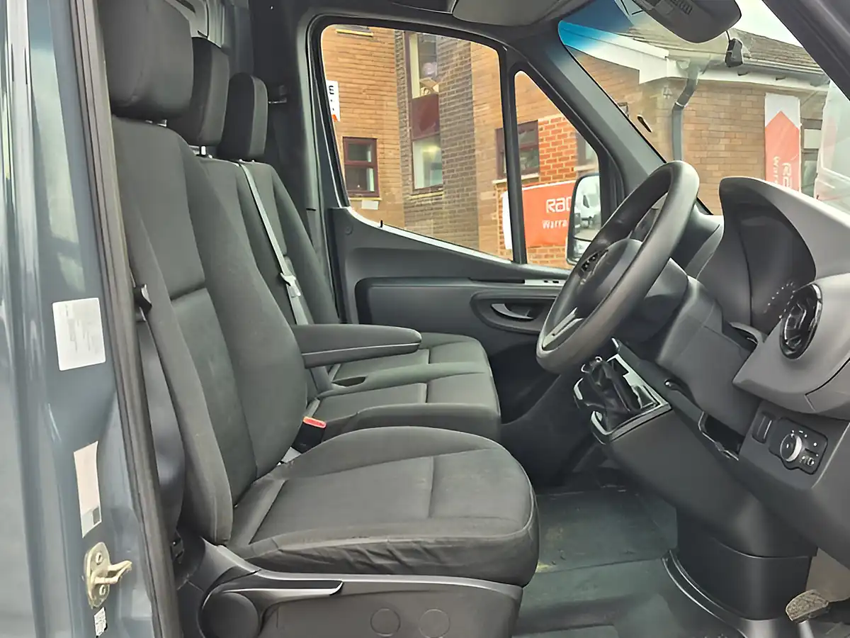Used 2021 Mercedes-Benz Sprinter Progressive Grey - Interior and Exterior details 10