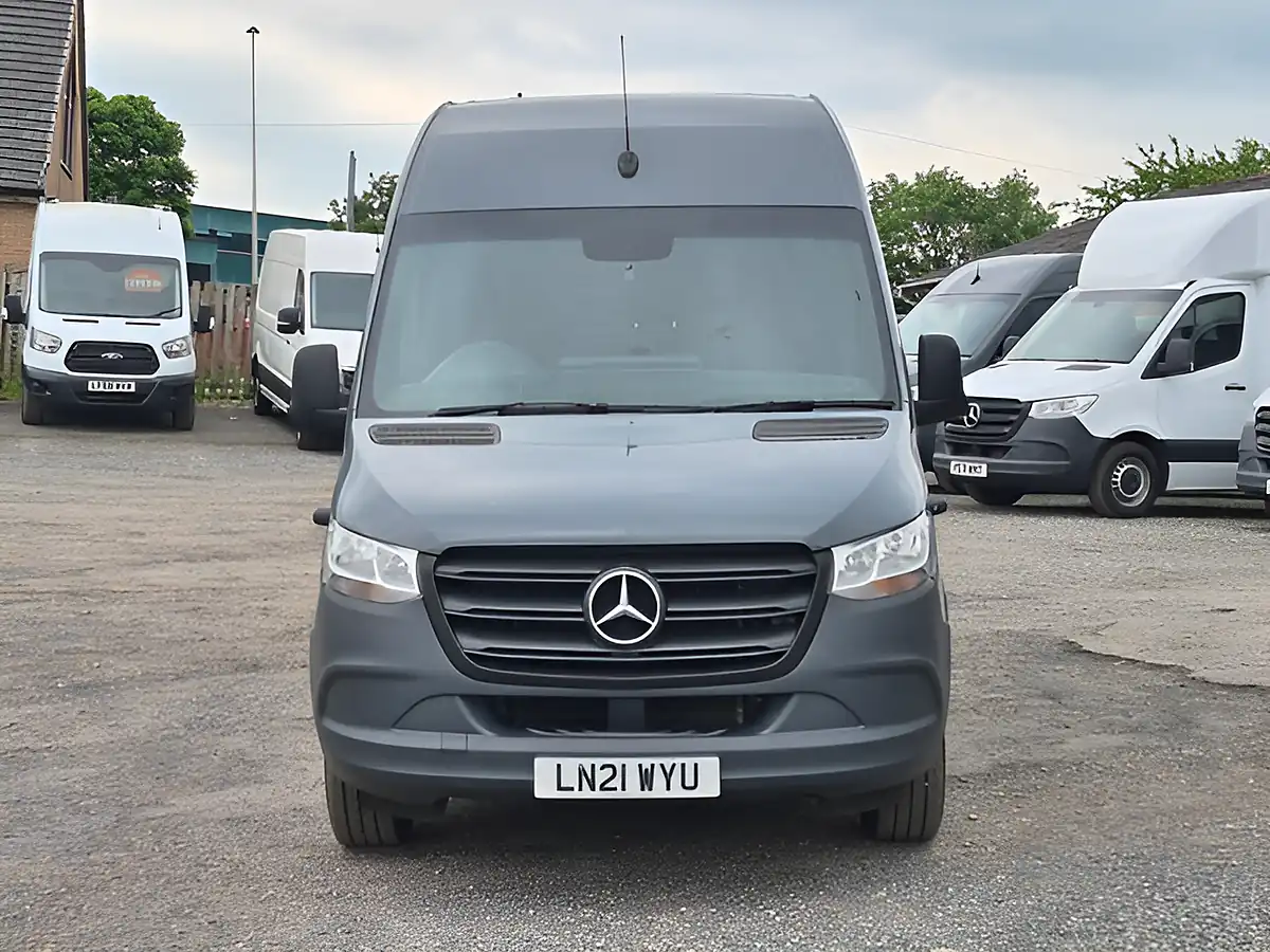 Used 2021 Mercedes-Benz Sprinter Progressive Grey - Interior and Exterior details 12