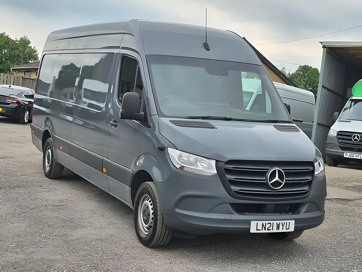 Used 2021 Mercedes-Benz Sprinter Progressive Grey - Interior and Exterior details 2