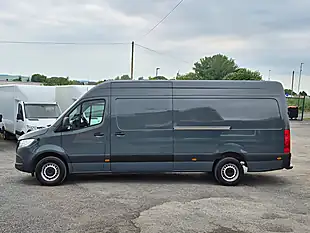 Used 2021 Mercedes-Benz Sprinter Progressive Grey - Interior and Exterior details 5