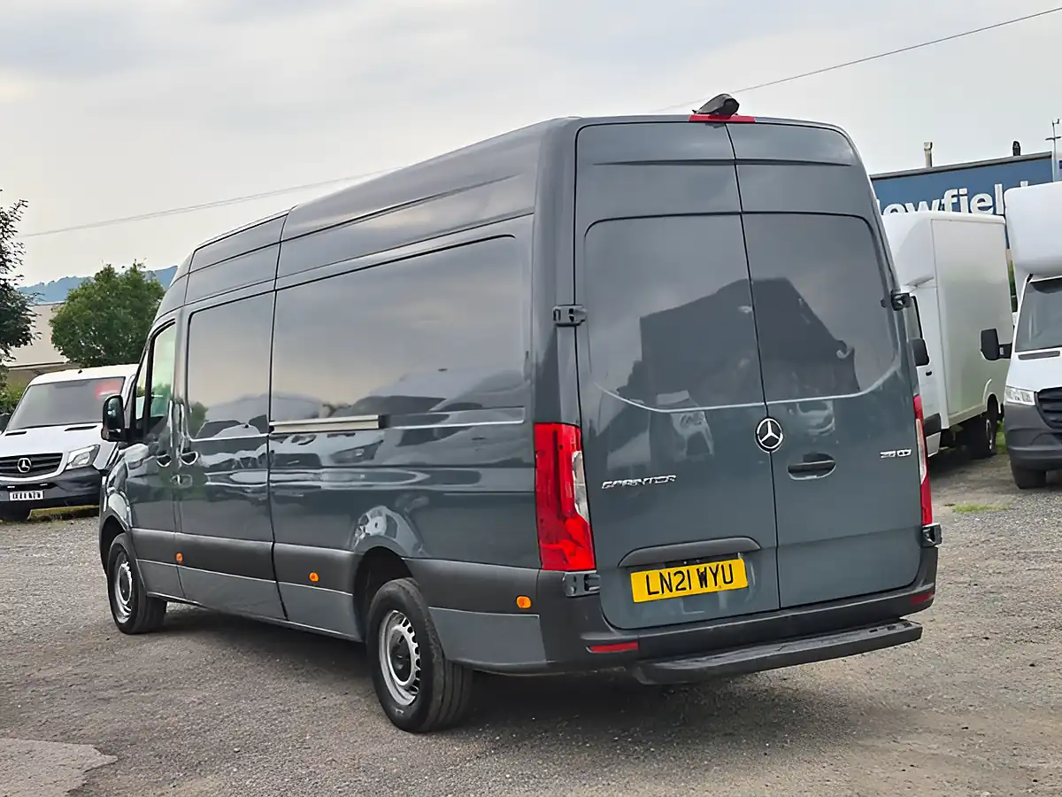 Used 2021 Mercedes-Benz Sprinter Progressive Grey - Interior and Exterior details 6