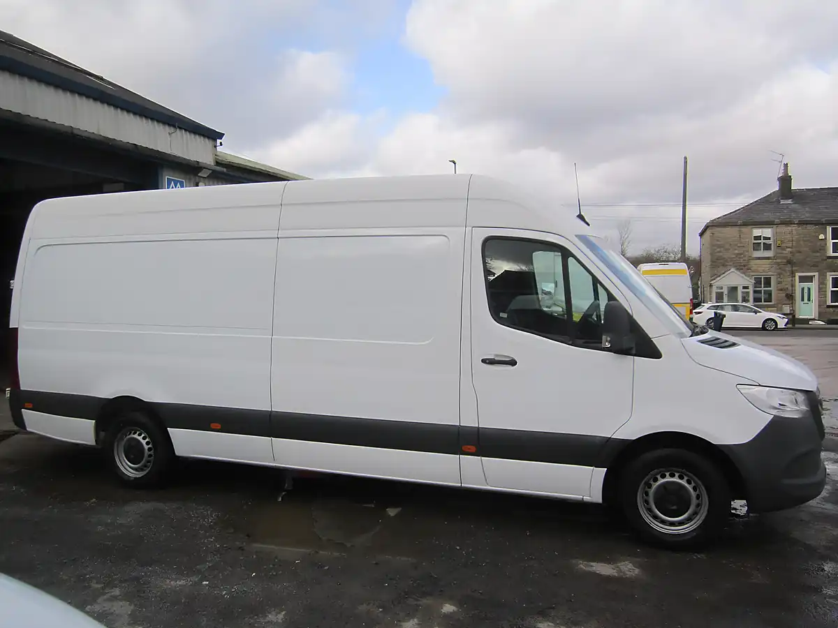 Used 2021 Mercedes-Benz Sprinter Progressive L3 Lwb White - Interior and Exterior details 8