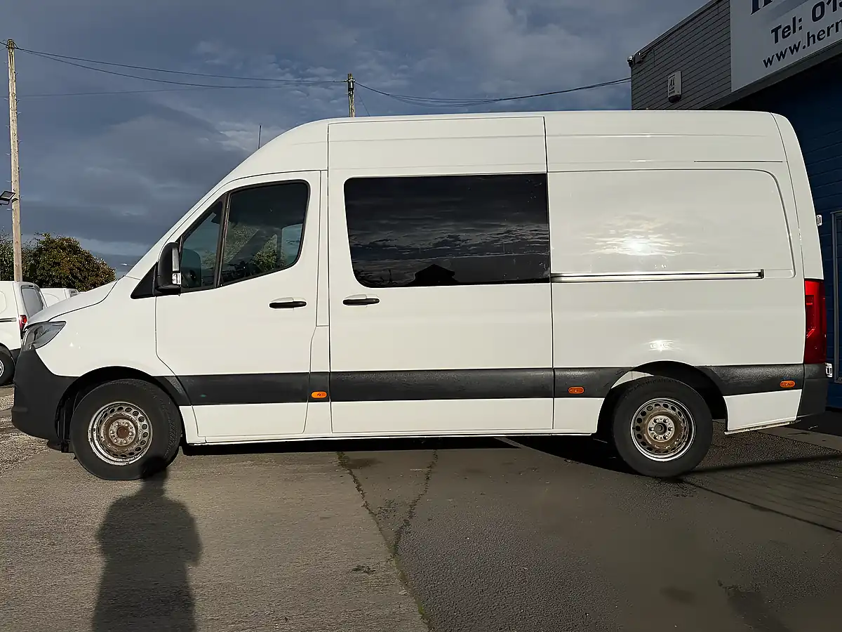 Used 2021 Mercedes-Benz Sprinter Progressive Panel Van White - Interior and Exterior details 3