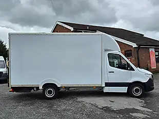 Used 2021 Mercedes-Benz Sprinter Progressive White - Interior and Exterior details 5