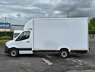 Used 2021 Mercedes-Benz Sprinter Progressive White - Interior and Exterior details 5