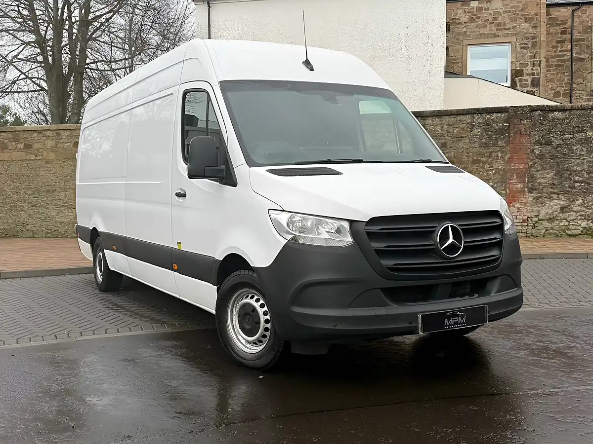 Used 2021 Mercedes-Benz Sprinter Progressive White - Front View