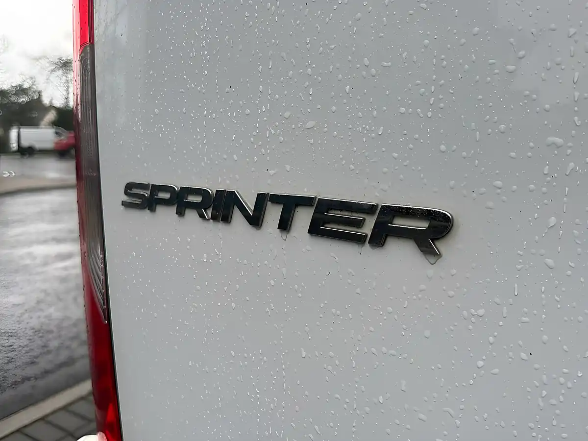 Used 2021 Mercedes-Benz Sprinter Progressive White - Interior and Exterior details 14