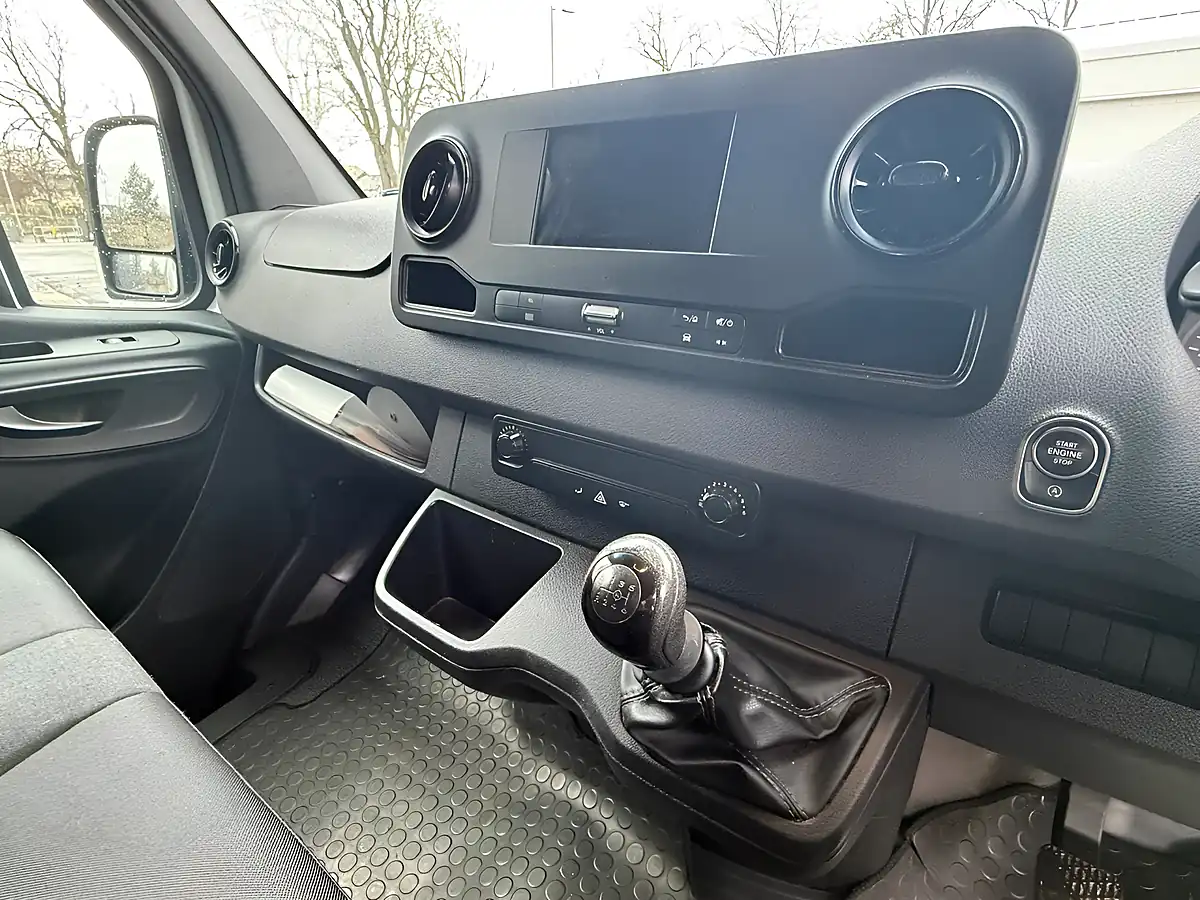 Used 2021 Mercedes-Benz Sprinter Progressive White - Interior and Exterior details 20