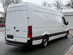 Used 2021 Mercedes-Benz Sprinter Progressive White - Interior and Exterior details 5