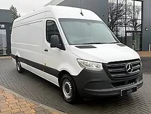 Used 2021 Mercedes-Benz Sprinter Progressive White - Interior and Exterior details 9