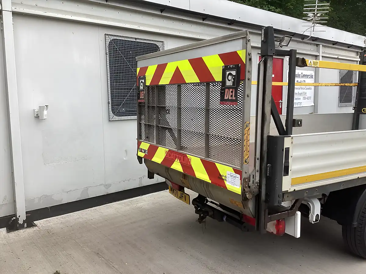 Used 2021 Mercedes-Benz Sprinter Progressive White - Interior and Exterior details 10