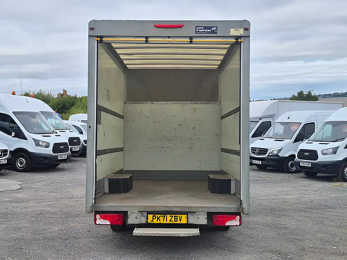 Used 2021 Mercedes-Benz Sprinter Progressive White - Interior and Exterior details 4