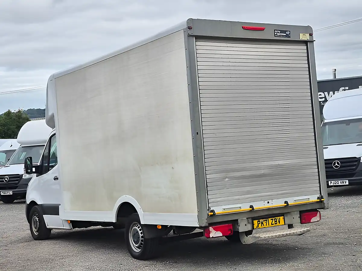 Used 2021 Mercedes-Benz Sprinter Progressive White - Interior and Exterior details 5