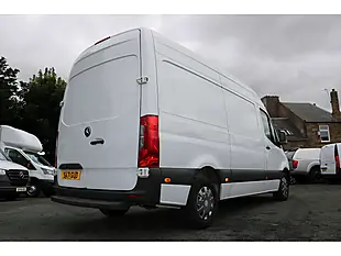 Used 2021 Mercedes-Benz Sprinter Progressive White - Interior and Exterior details 9