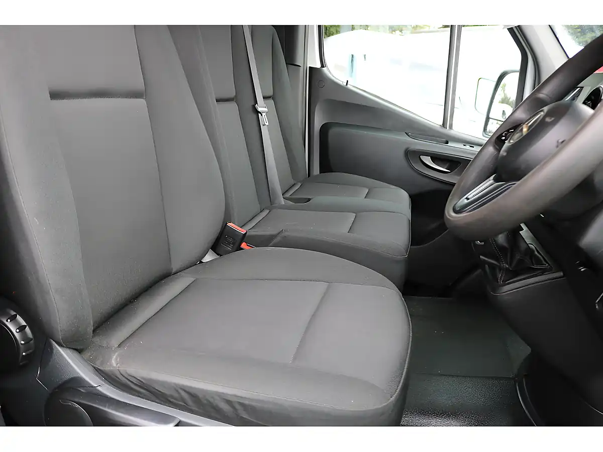 Used 2021 Mercedes-Benz Sprinter Progressive White - Interior and Exterior details 13