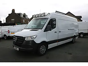 Used 2021 Mercedes-Benz Sprinter Progressive White - Interior and Exterior details 3
