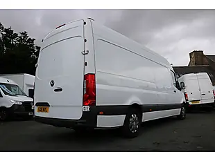 Used 2021 Mercedes-Benz Sprinter Progressive White - Interior and Exterior details 9