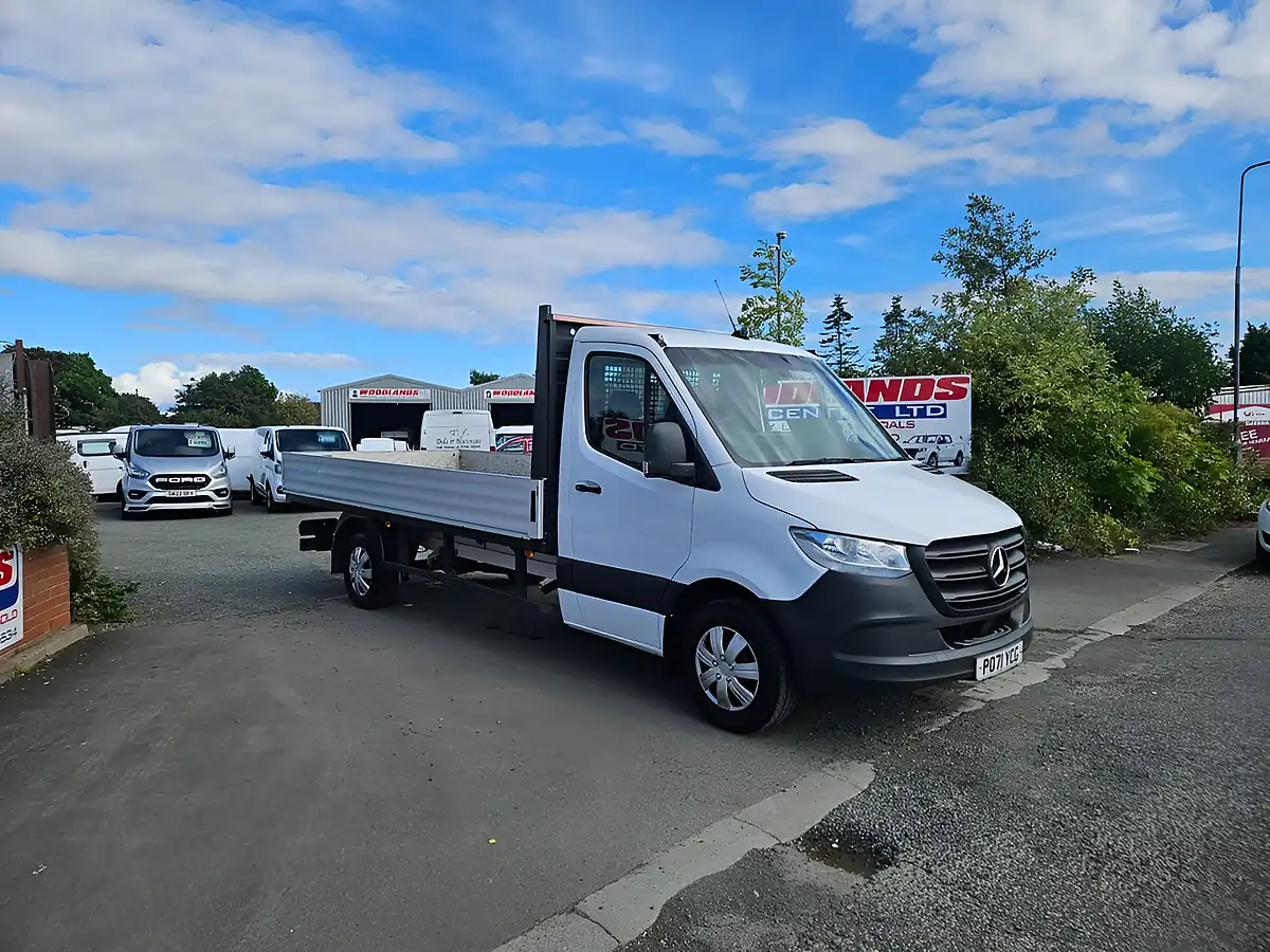Used 2021 Mercedes-Benz Sprinter Progressive White - Front View