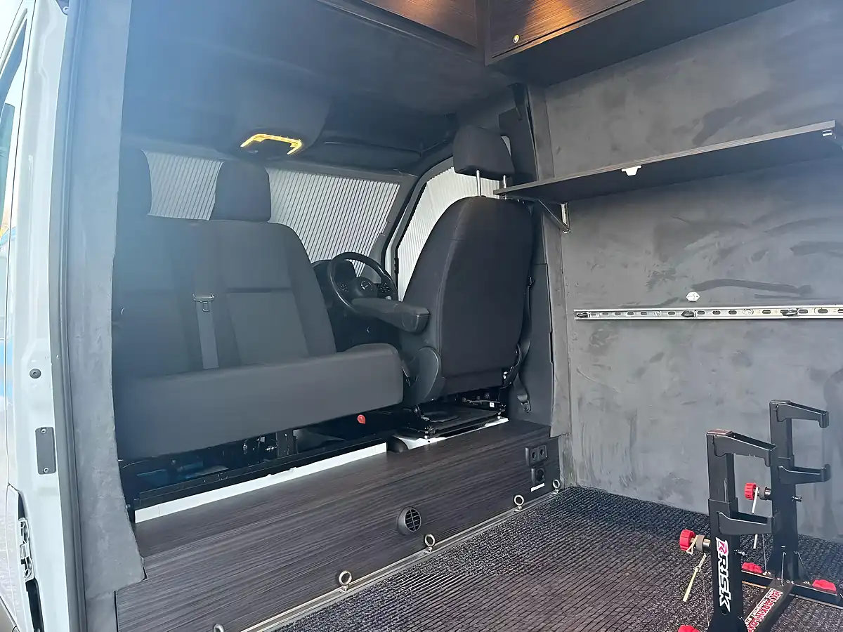 Used 2021 Mercedes-Benz Sprinter Progressive White - Interior and Exterior details 13