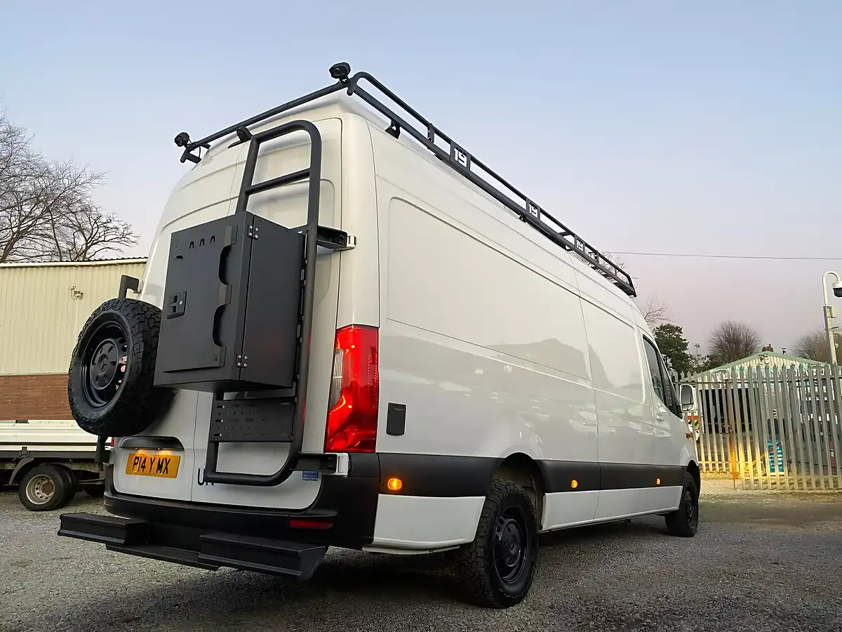 Used 2021 Mercedes-Benz Sprinter Progressive White - Interior and Exterior details 2