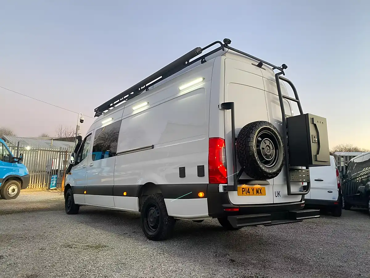Used 2021 Mercedes-Benz Sprinter Progressive White - Interior and Exterior details 3