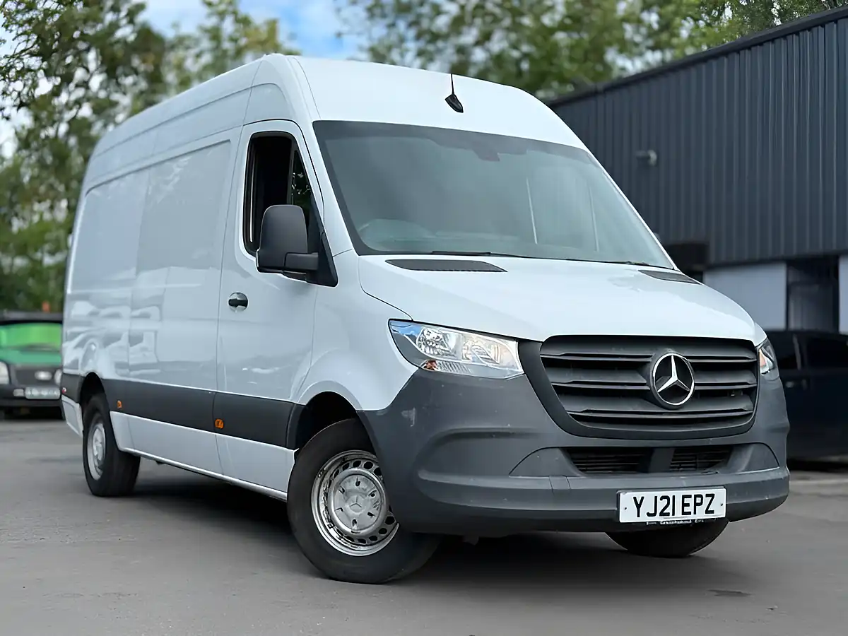 Used 2021 Mercedes-Benz Sprinter Progressive White - Front View