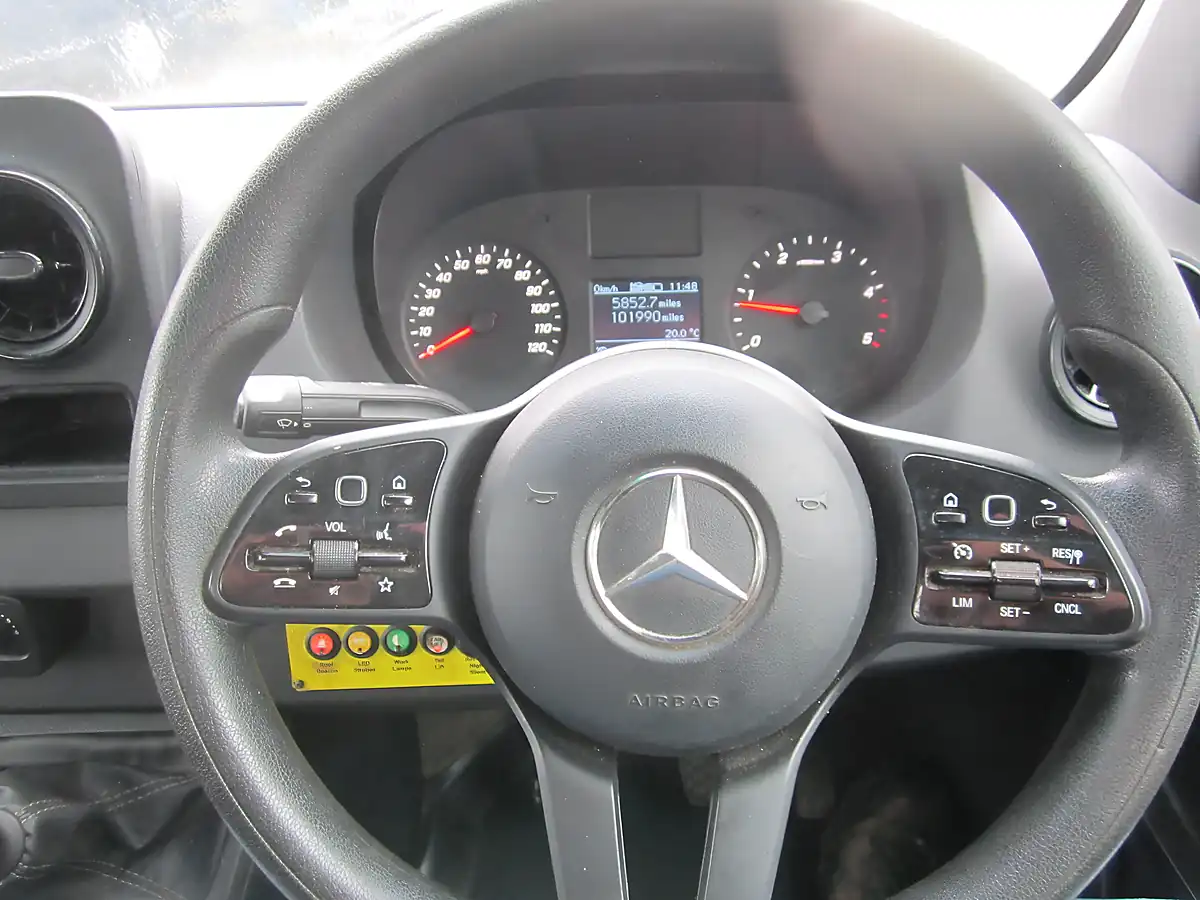 Used 2021 Mercedes-Benz Sprinter Progressive White - Interior and Exterior details 12