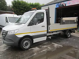 Used 2021 Mercedes-Benz Sprinter Progressive White - Interior and Exterior details 3