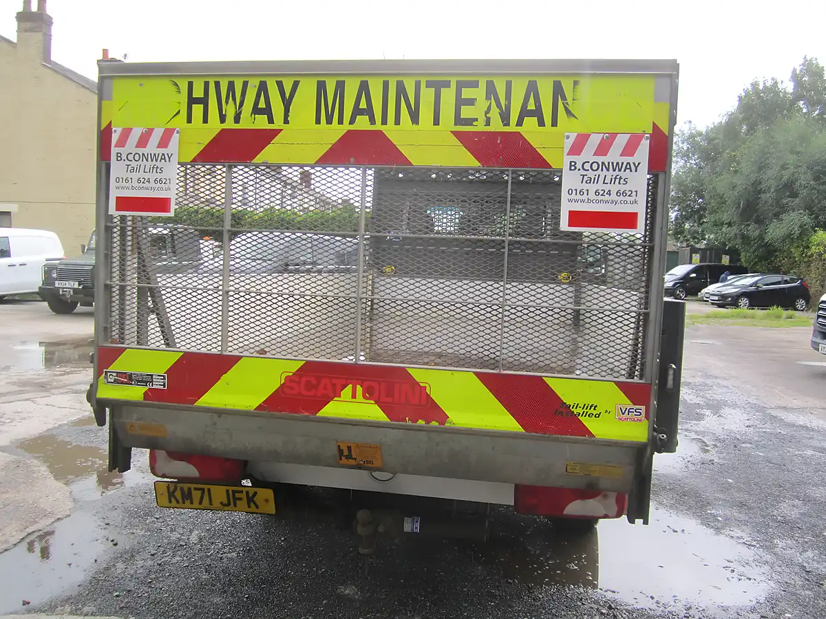 Used 2021 Mercedes-Benz Sprinter Progressive White - Interior and Exterior details 6